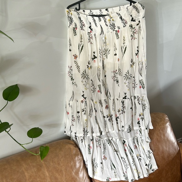 ONEIL SKIRT - Picture 1 of 3